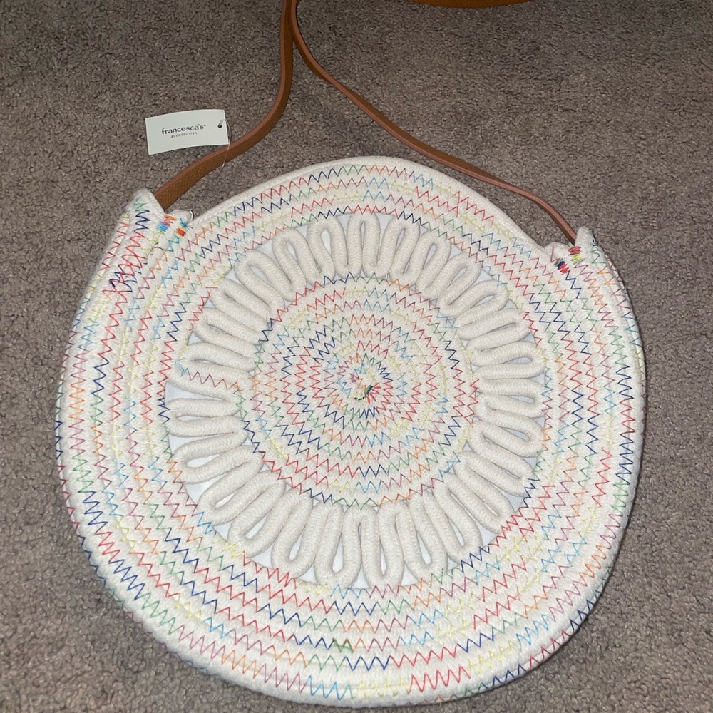 Francesca’s Woven Circle Tote - Picture 2 of 3